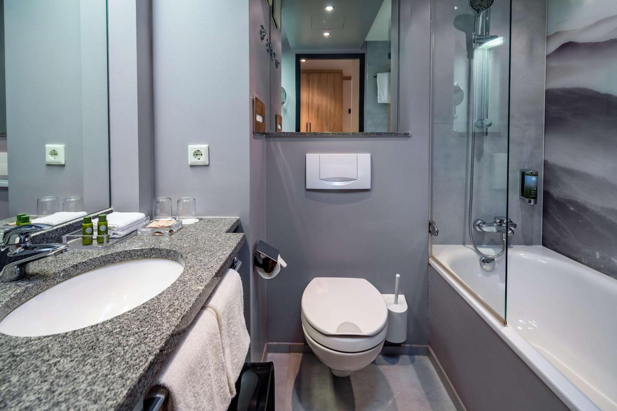 Executive Room,1651728358:JPEG